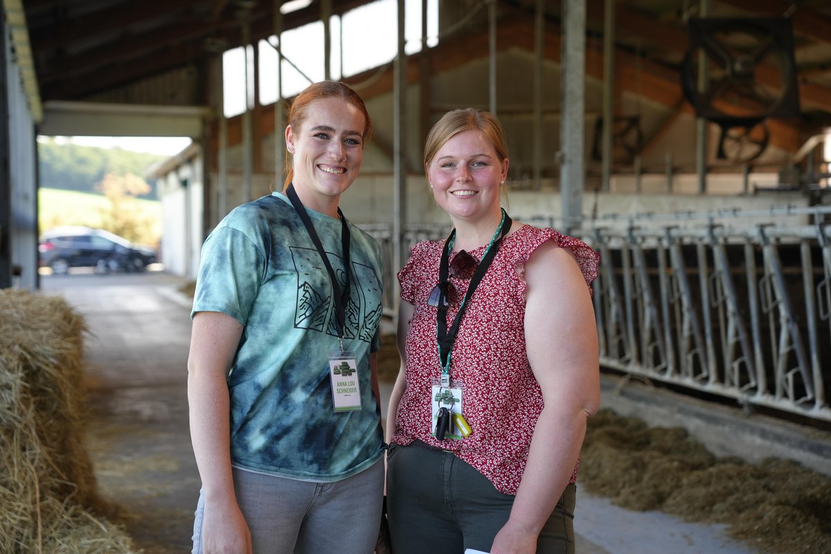 Agri-Influencerin Anna Lou Schneider und Milkfluencerin Marie Brünemann auf der Campervan-Tour